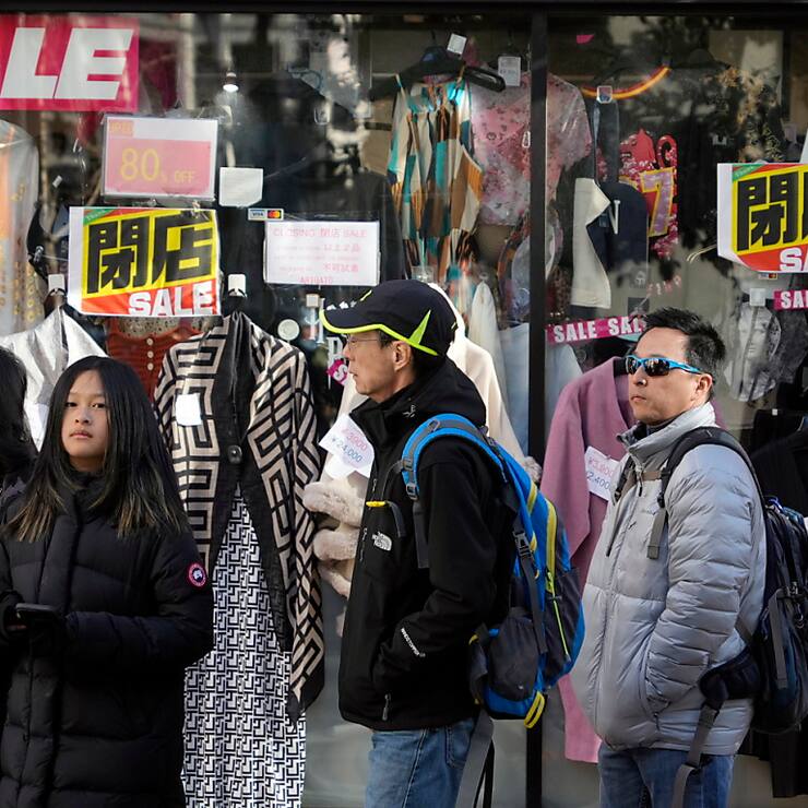 Les ménages japonais ont dépensé beaucoup moins qu'attendu en janvier sur fond d'inflation tenace. (archives)