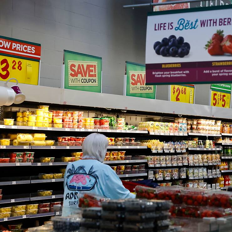 Sur un mois, l'indice des prix à la consommation a augmenté de 0,2%, contre 0,5% en janvier, selon le département américain du Travail. (archive)
