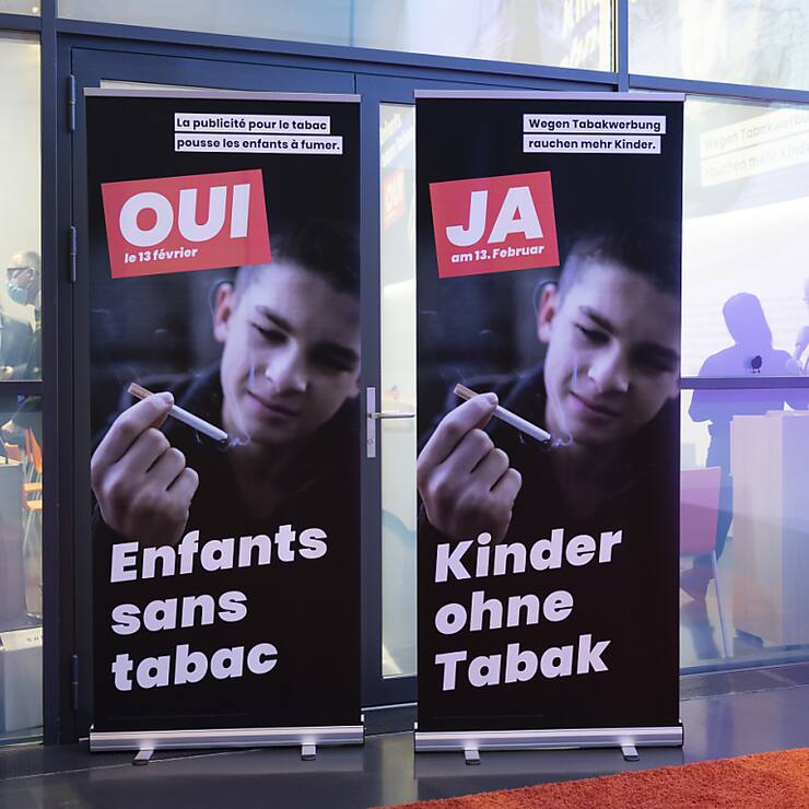 Le peuple et les cantons ont approuvé l'initiative "Enfants et jeunes sans publicité pour le tabac" en 2022 (archives).