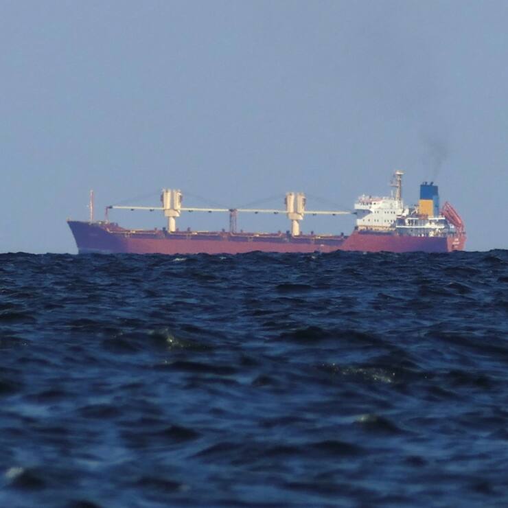 Chacun des deux pays a accepté d'"assurer la sécurité de la navigation, de supprimer l'usage de la force et d'empêcher l'utilisation de navires commerciaux pour des objectifs militaires en mer Noire", selon l'exécutif américain.