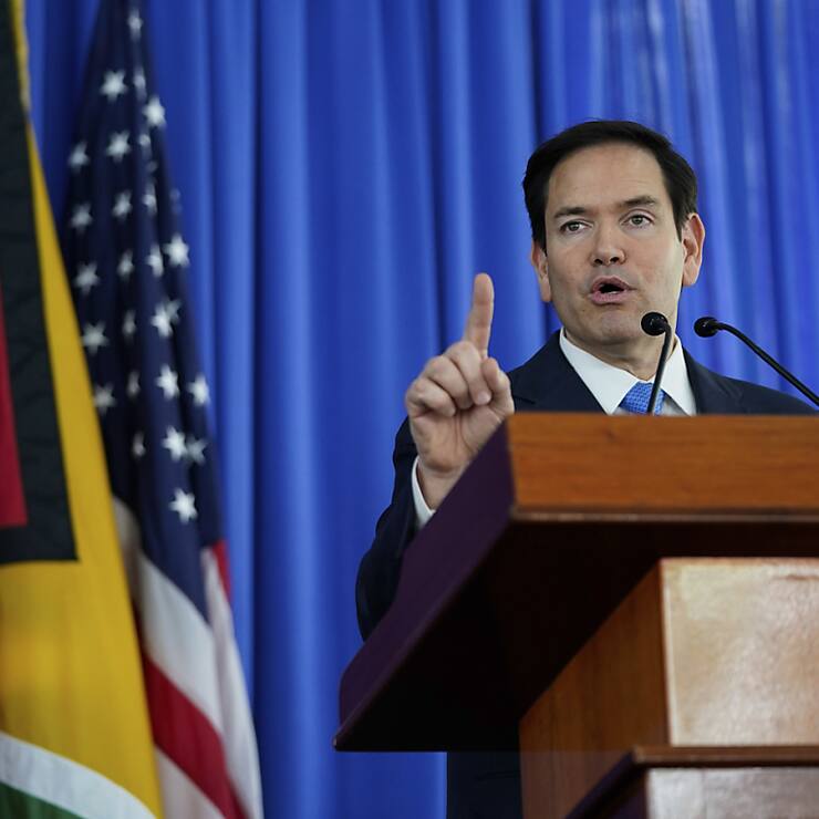 Le secrétaire d'État américain Marco Rubio, en visite jeudi au Guyana, a mis en garde le Venezuela voisin contre toute attaque sur le petit état pétrolier.