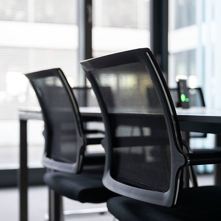 Par rapport au même mois de 2024, le chômage a augmenté de 23'976 personnes (+22,1%).