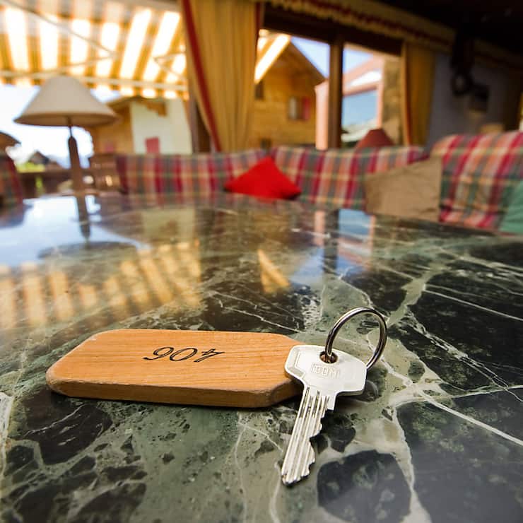 Parmi les visiteurs internationaux, les nuitées des Chinois ont diminué de 24,0%, celles des Allemands de 10,5% et celles des Italiens de 3,5%. A l'inverse, les touristes américains ont réservé 14,1% de plus de nuitées, les Français 8,3% et les Britanniques 3,7%.