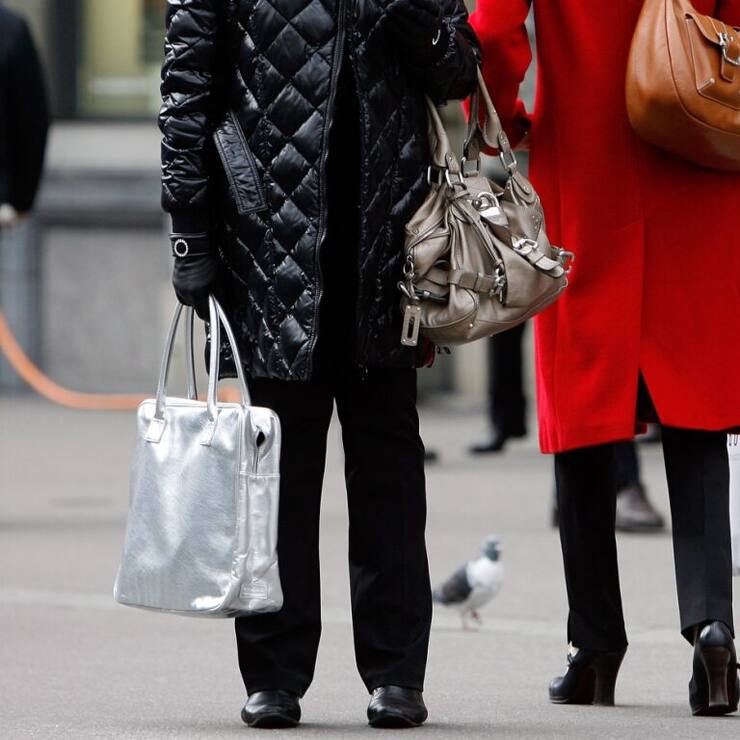 Le consommateur suisse est moins inquiet de sa situation financière (archives).