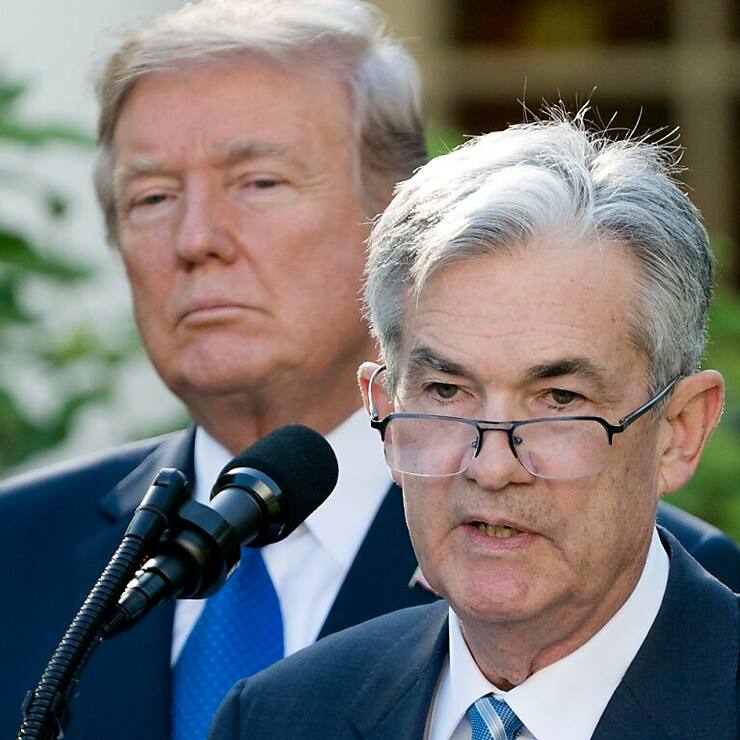 Donald Trump a réitéré mercredi ses attaques contre le patron de la Fed Jerome Powell au sujet de sa politique de taux d'intérêts (archives).