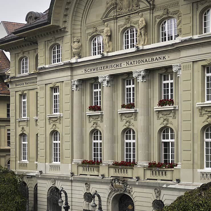 Si les stocks d'or de la BNS, soutenus par l'envolée du prix du métal précieux depuis plusieurs semaines, ont généré une plus-value en hausse, les réserves en devises étrangères, pénalisées par l'envolée du franc, ont affiché une perte (archives).