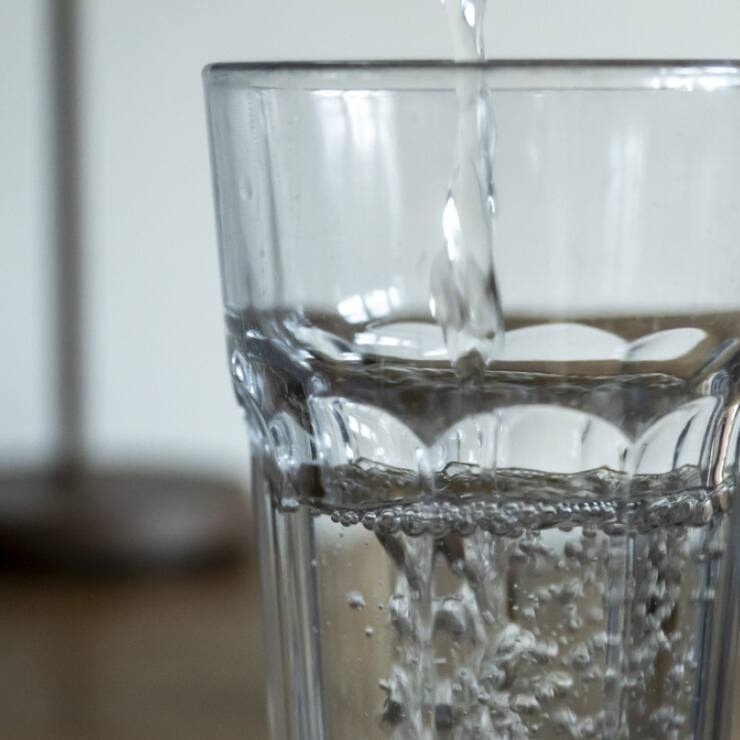 Nestlé Waters, contacté par AWP vendredi, a indiqué ne pas avoir été officiellement informé et ne pas être à l'initiative de ce report.