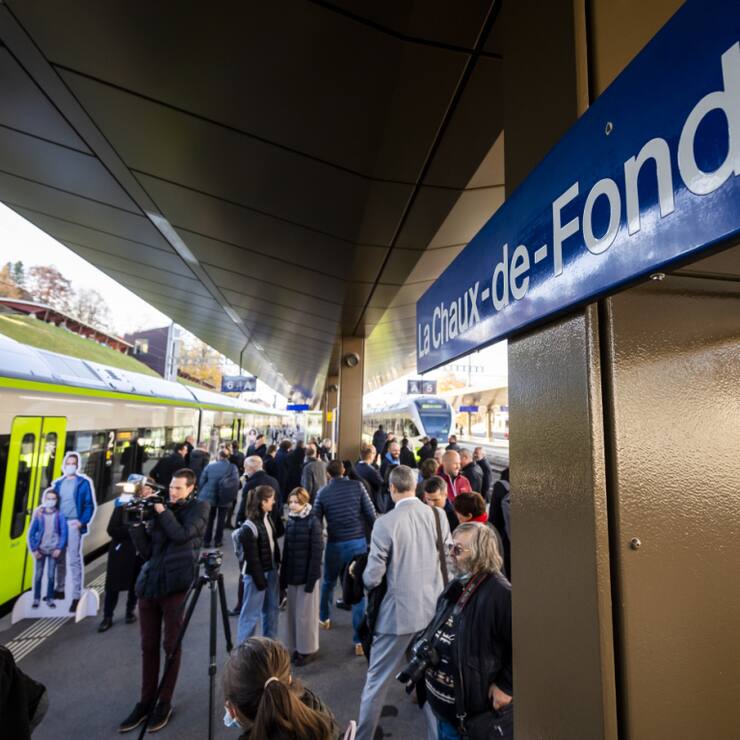 Le Conseil d&#8217;Etat neuchâtelois a rappelé, à l'adresse de la Confédération, l&#8217;importance que revêt à ses yeux la ligne ferroviaire directe entre La Chaux-de-Fonds et Neuchâtel (archives).