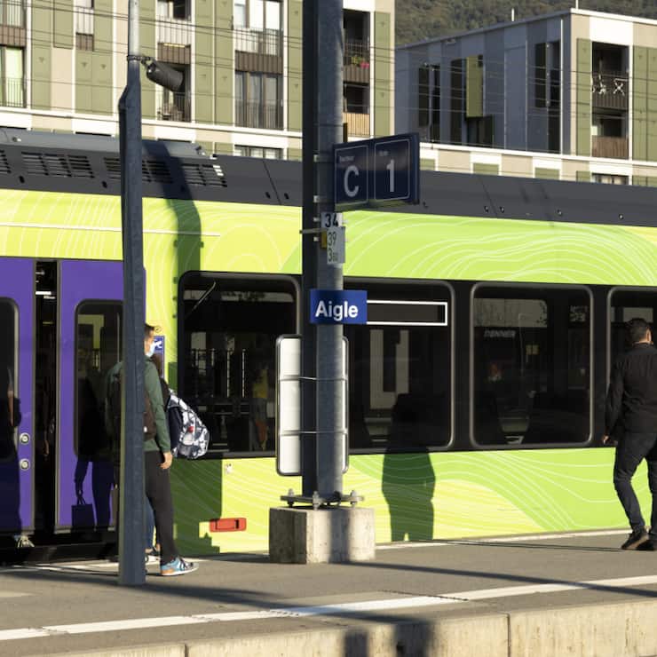 Grâce à la sécurisation de la ligne AOMC entre Monthey et Collombey-Muraz, il deviendrait alors possible de créer des correspondances à la demi-heure à partir d'Aigle (photo d'archives).
