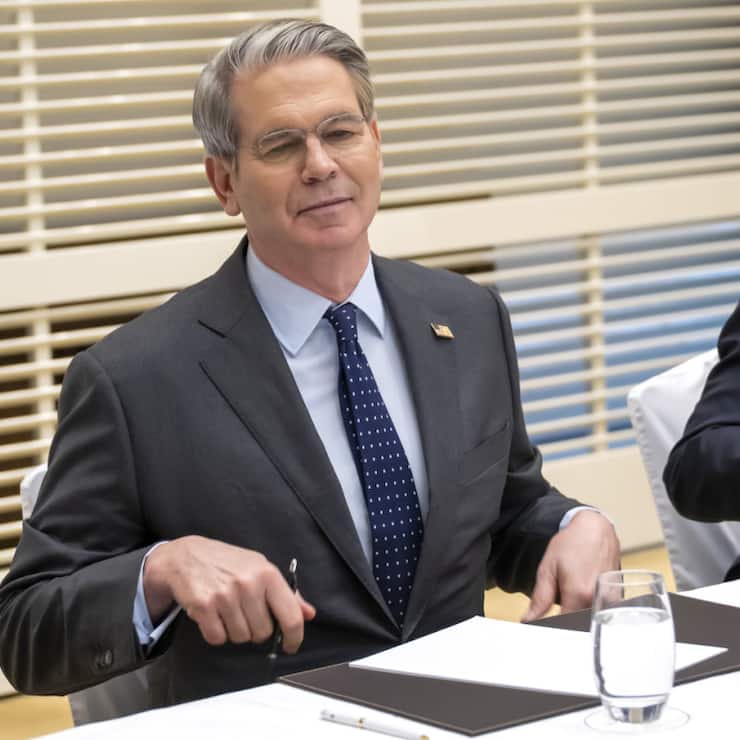 Le secrétaire américain au Trésor Scott Bessent doit aborder la possibilité d'une désescalade avec le vice-Premier ministre chinois He Lifeng.