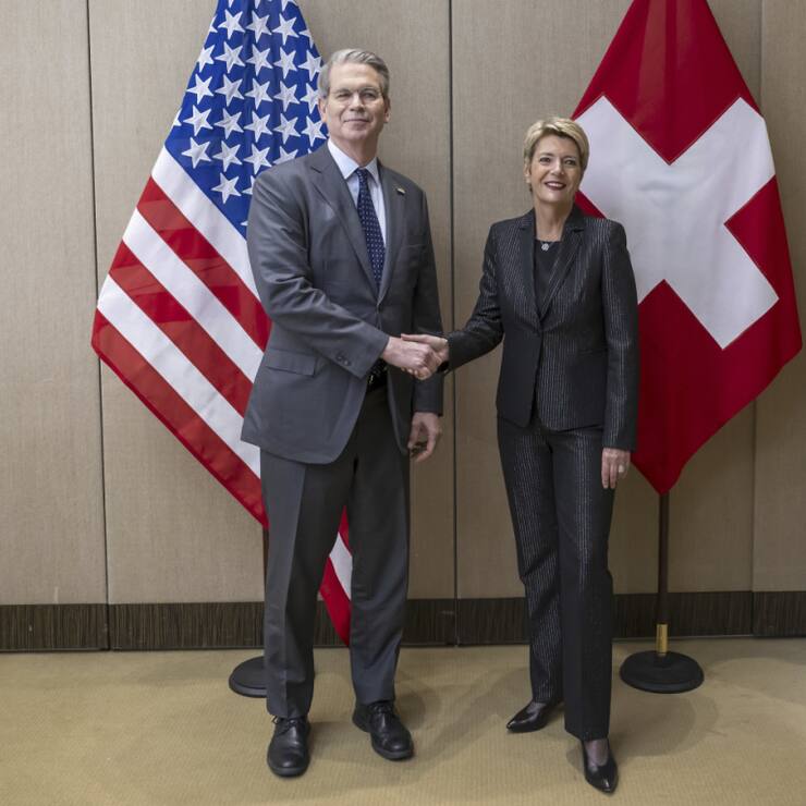 Le secrétaire américain au Trésor Scott Bessent veut aller encore plus rapidement que la Suisse dans les discussions sur les questions commerciales.