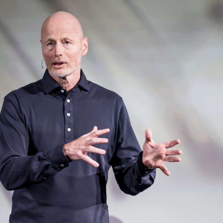 Dans sa présentation, le directeur général Marc Walder s'est dit "lucidement inquiet" pour l'avenir des médias, mais il a souligné que la diversification de Ringier lui donne des bases bien plus solides qu'à d'autres éditeurs.