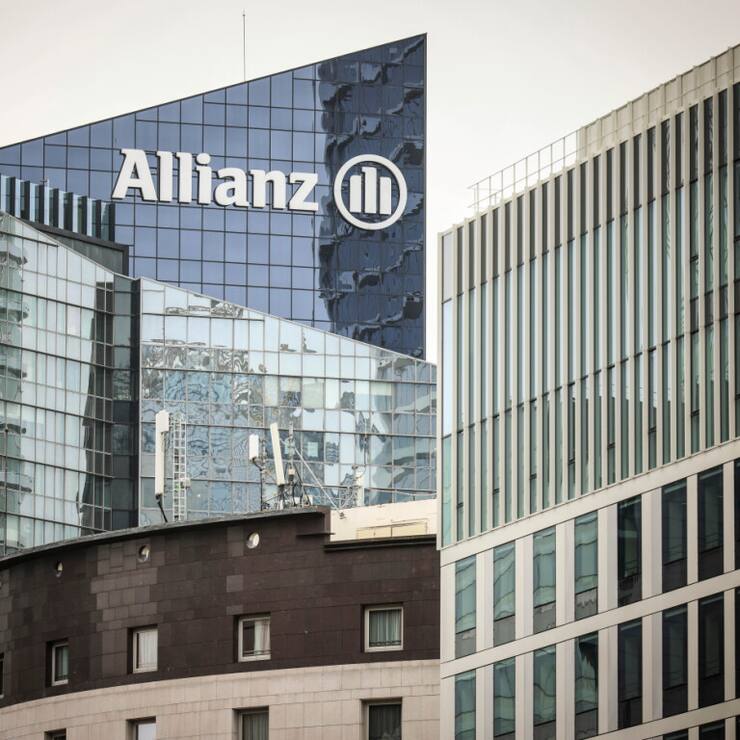 Le premier assureur européen a légèrement dépassé les attentes en terme de résultat opérationnel, tandis qu'il a fait moins bien que prévu côté bénéfice attribuable aux actionnaires, qui a atteint 2,4 milliards, en baisse annuelle de 2%.