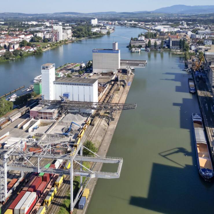 Les prix des produits importés sont restés stables dans l'ensemble en avril. (archive)