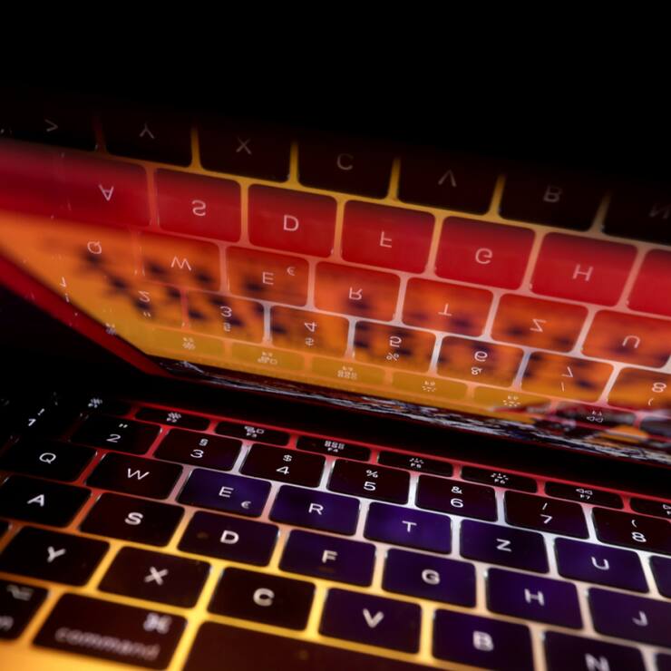 Les clients ne peuvent pas s'attendre à ce que les établissements financiers interviennent lorsqu'ils sont lésés par des escrocs. C'est pourquoi la prévention est essentielle", a averti le médiateur des banques suisses Andreas Barfuss (archives).