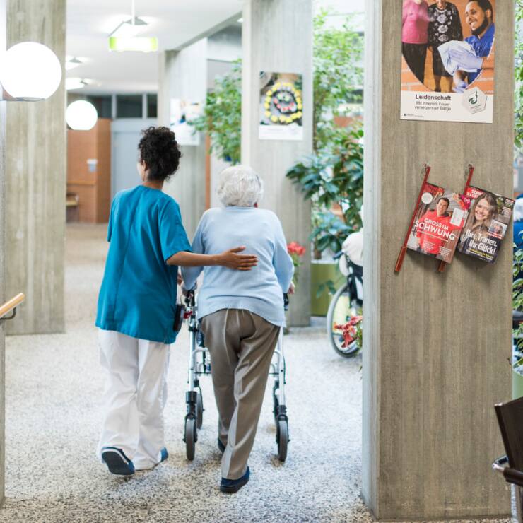 Le secteur de la santé et du social fait partie des branches les plus touchées (image d'illustration).