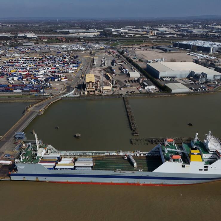 Le Royaume-Uni a connu en avril, mois de l'entrée en vigueur des nouveaux droits de douanes, la plus forte baisse mensuelle jamais constatée des exportations de biens vers les États-Unis (archives).