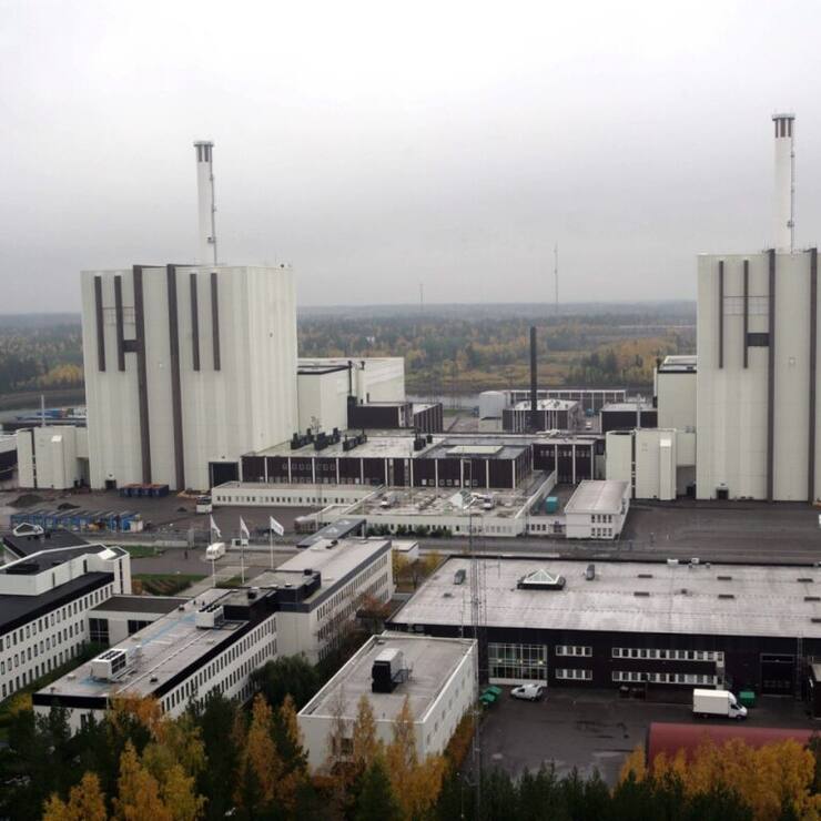 Implenia creusera notamment un tunnel d'accès au premier niveau de stockage, trois puits verticaux pour la ventilation et des  tunnels principaux et de transport, le tout à une profondeur pouvant atteindre 500 mètres, aux abords de la centrale nucléaire de Forsmark (archives).