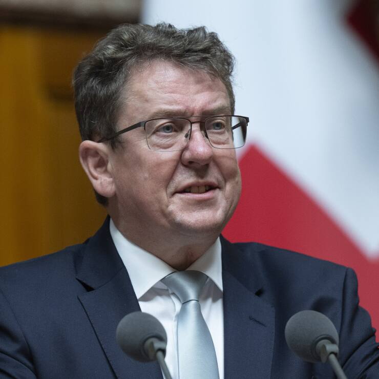 Le ministre de l'énergie Albert Rösti a répété tout au long des débats la nécessité de créer des réserves d'électricité en Suisse (archives).