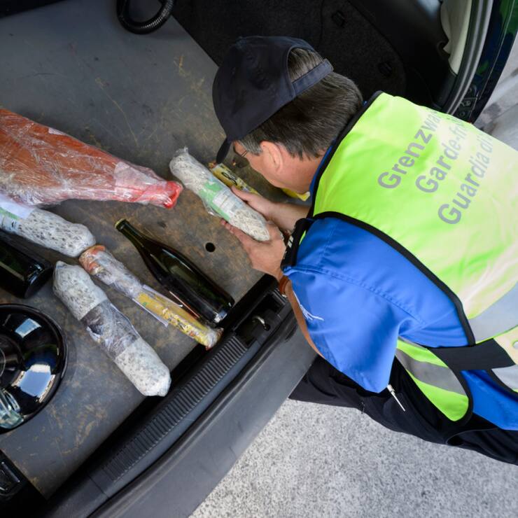 Le tourisme d'achat notamment a alimenté l'essor des dépenses helvétiques à l'étranger l'an dernier. (archive)