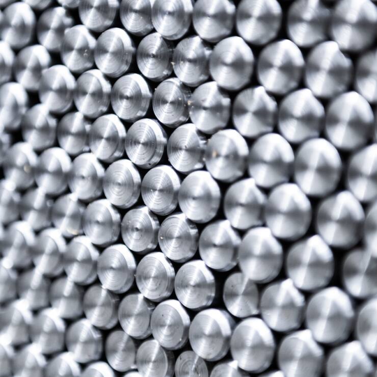 La Comco dispose d'indices selon lesquels quatre commerçants d'acier du canton du Tessin auraient conclu des accords (archives).