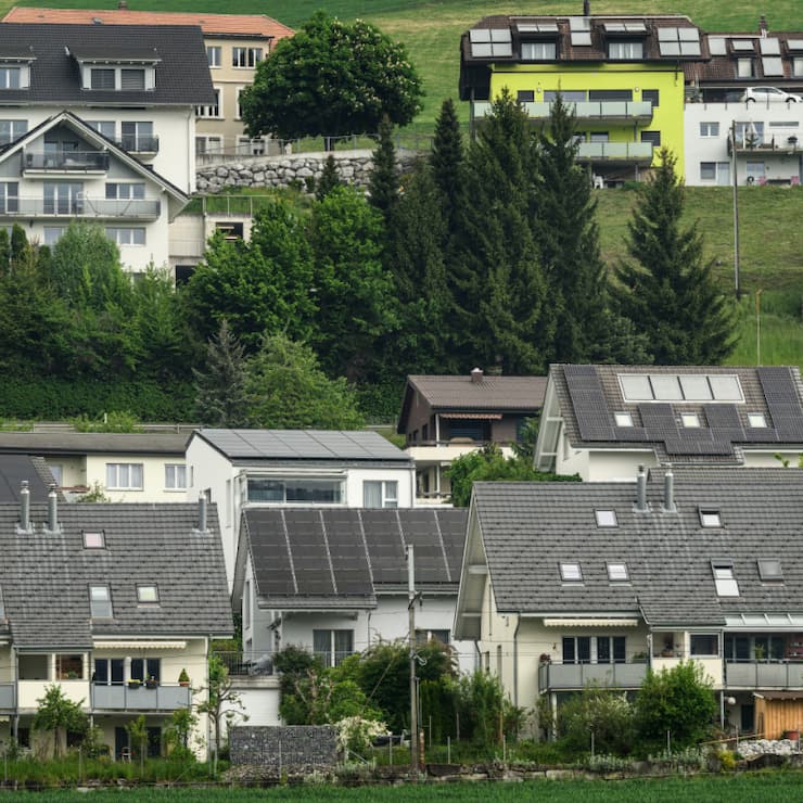 L'équivalent d'un toit sur trois serait nécessaire pour garantir un approvisionnement solaire de base financé par l'Etat, selon les chercheurs de l'Empa (photo symbolique).