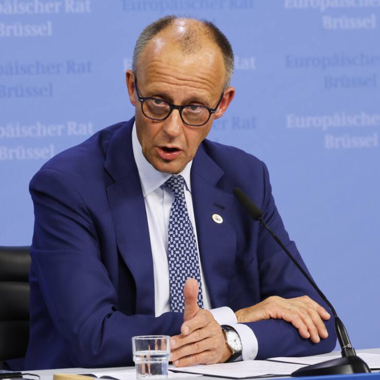 Le gouvernement allemand va augmenter le salaire minimum légal dans le pays en 2026 et 2027. Ici, le chancelier allemand Friedrich Merz. (archive)