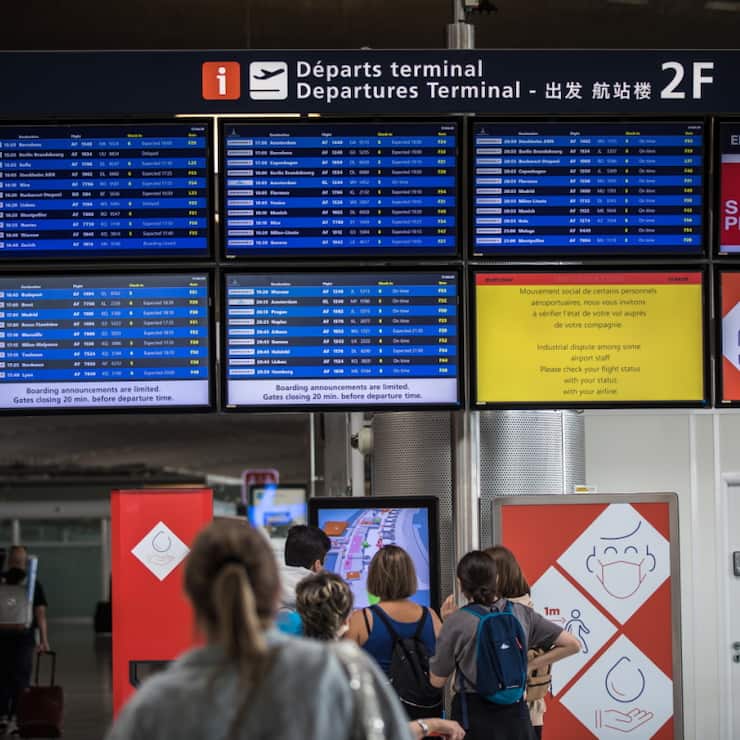 En raison de la grève, un quart des vols au départ ou à l'arrivée des grands aéroports parisiens seront annulés jeudi (image d'illustration).