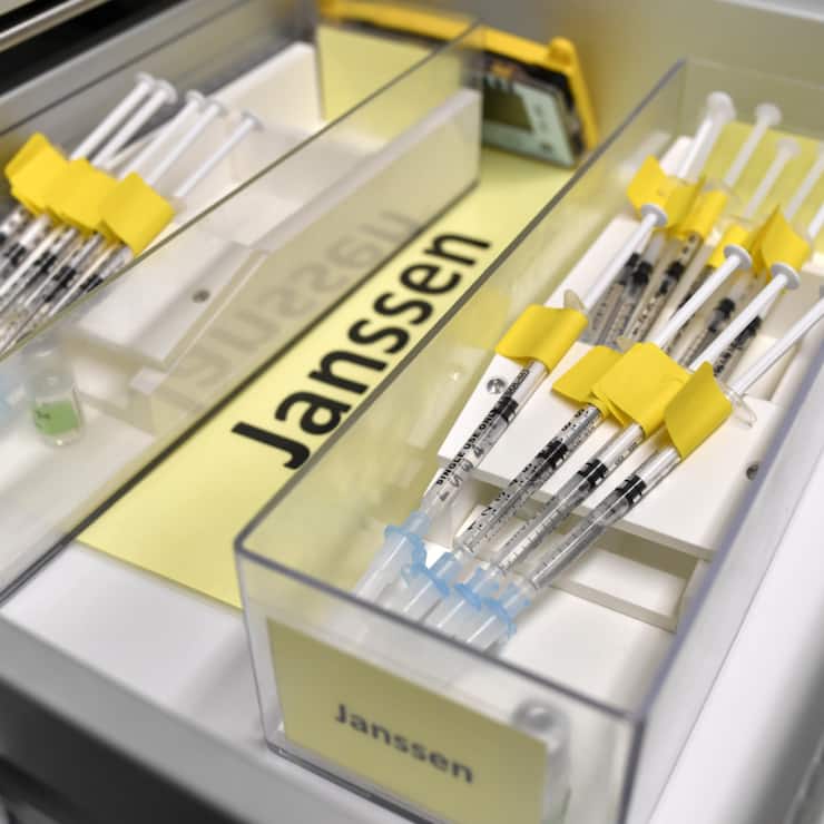 Avec son vaccin Covid-19, la société Janssen a connu le succès pendant la pandémie de Covid. Aujourd'hui, un projet de suivi piétine (archives).