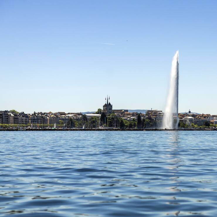 A cause des fortes chaleurs, la température du Lac Léman est de 26 degrés. soit 4 de plus que par rapport à la mi-juin. Une tendance similaire à celle des autres lacs du pays.