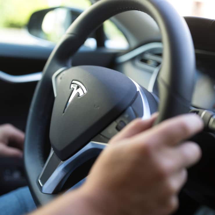 Selon le Wall Street Journal, une autre entreprise contrôlée par Elon Musk, SpaceX, va injecter deux milliards de dollars dans xAI, dans le cadre d'une augmentation de capital de 5 milliards.