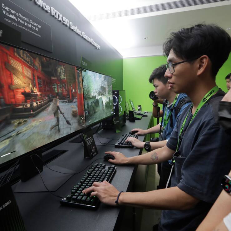 La Chine est un marché crucial pour Nvidia, mais ces dernières années, le resserrement des exportations de Washington l'a confronté à une concurrence plus rude de la part d'acteurs locaux tels que le champion local Huawei. (archives)