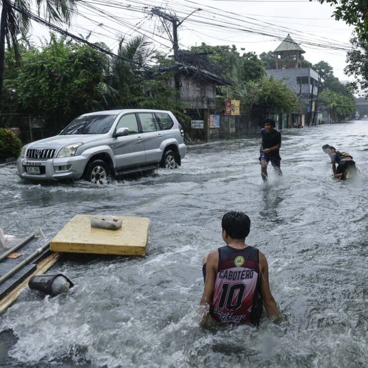 Le Typhon Wipha a causé des inondiations aux Philippines, notamment.