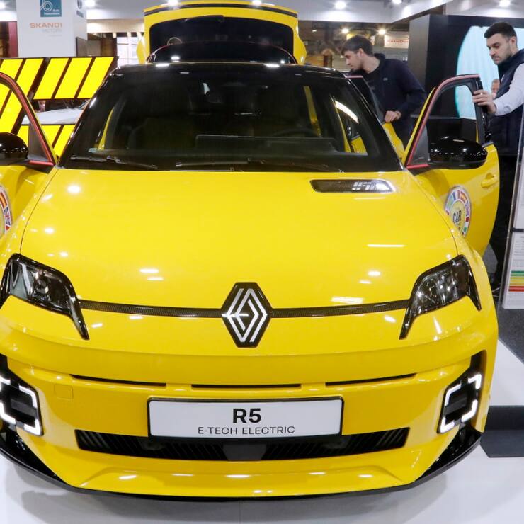 Renault a revu légèrement à la baisse ses objectifs annuels mi-juillet à cause de la "détérioration de la dynamique du marché automobile". (archive)