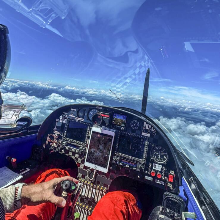 Raphaël Domjan a volé plus haut que Bertrand Piccard.