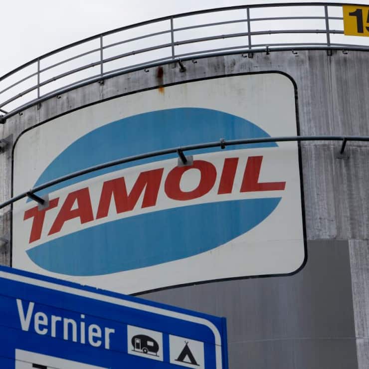 Les hydrocarbures sont devenus plus chers, selon l'OFS. Ici, les citernes géantes de l'entreprise Tamoil à Vernier, près de Genève.  (archive)