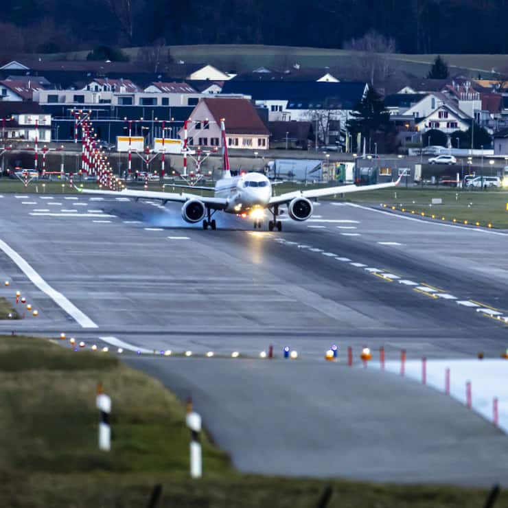 Swiss a introduit 300 mesures pour limiter les retards, incluant par exemple un allongement des temps d'escale. (archive)