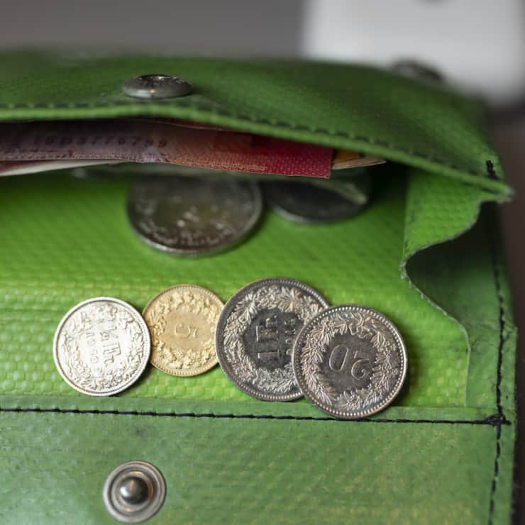 Les femmes mariées avec enfants gagnent toujours nettement moins que les hommes (illustration).