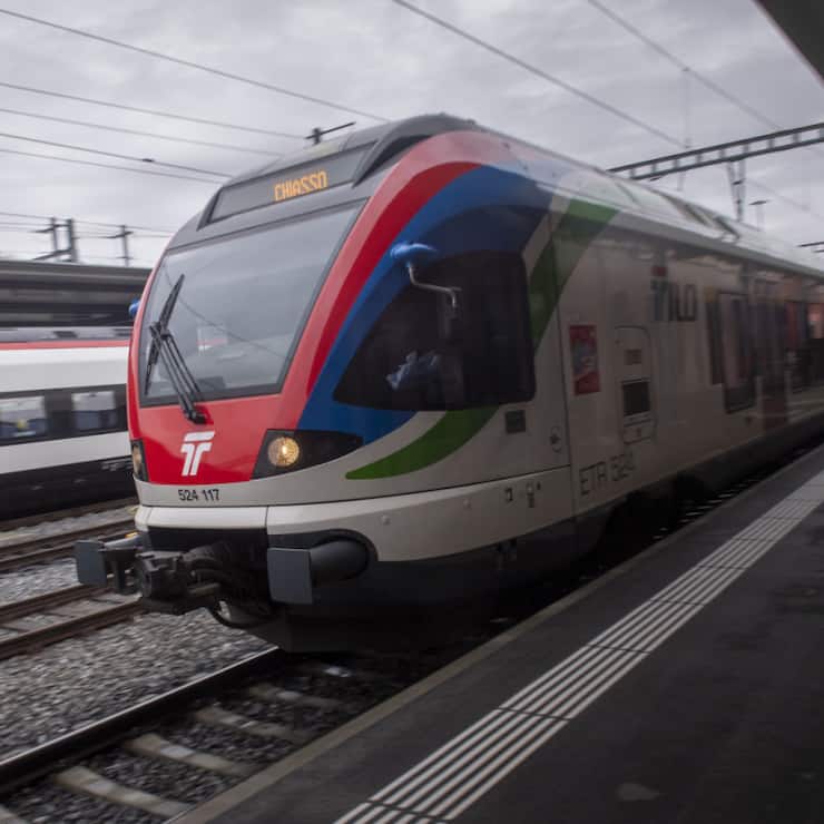 Les nouveaux ateliers CFF d'Arbedo-Castione serviront notamment à l'entretien des trains TILO (image d'illustration).