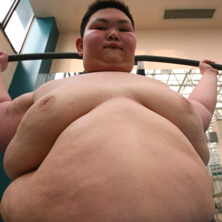 Un ado chinois obèse de 15 ans faisant de l'exercice dans le cadre d'une cure (Image d'illustration).