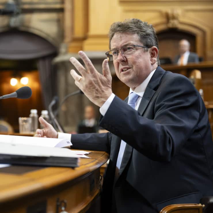 Le ministre de l'énergie Albert Rösti s'est montré d'accord avec le nouveau compromis proposé par le Conseil des Etats (archives).