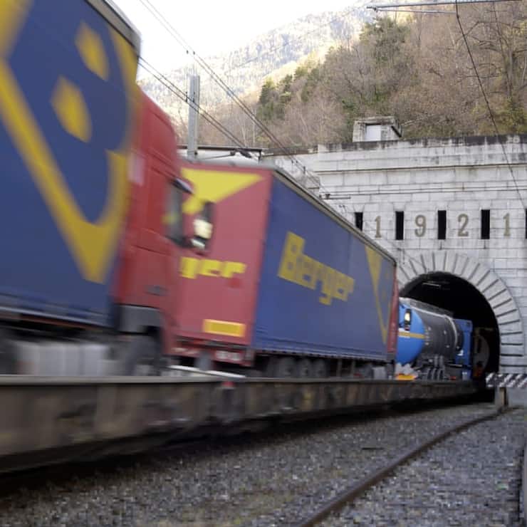 Deux élus uranais craignent le retour des camions sur la route avec la fin du transport sur le rail fin 2025 (archives).