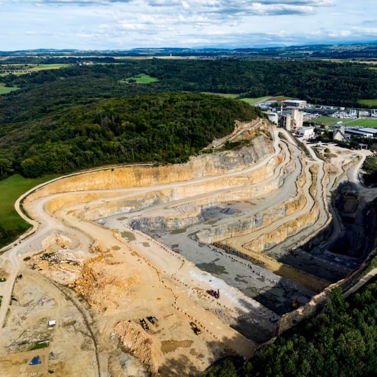 La colline est devenue célèbre, au-delà des frontières vaudoises, lorsqu'elle a été occupée par la première Zone à défendre de Suisse (ZAD), entre octobre 2020 et mars 2021. L'initiative "Sauvons le Mormont" avait été lancée quelques mois plus tard (archives).