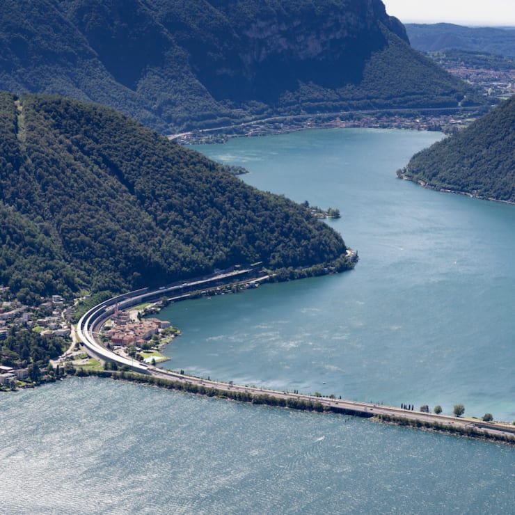 Le niveau des eaux dans le bassin sud du lac de Lugano permet à nouveau le passage des bateaux sous le barrage de Melide (archives).