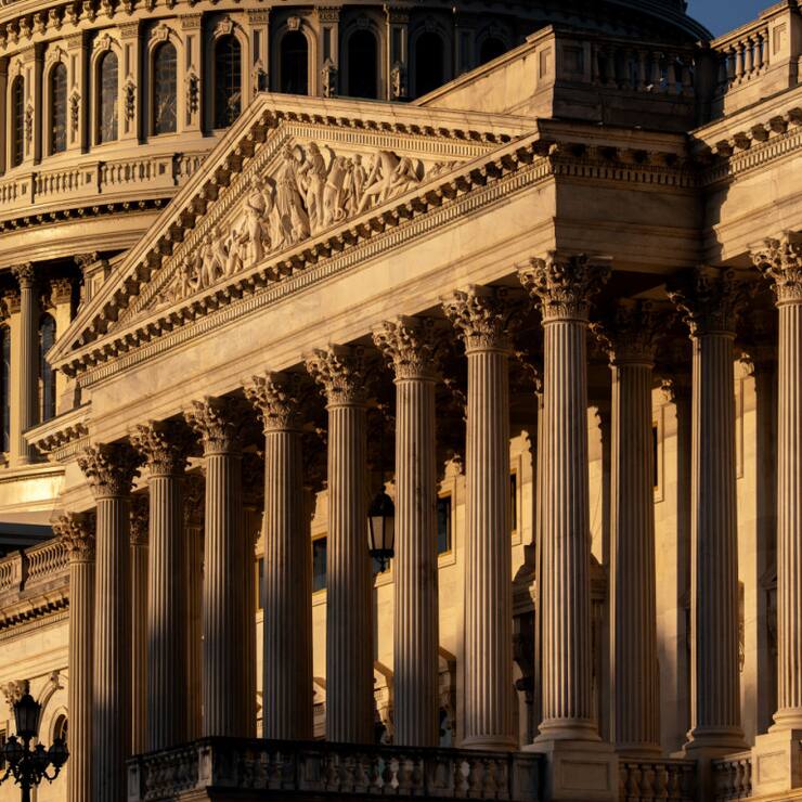 La publication du rapport mensuel sur l'emploi aux Etats-Unis n'a pas eu lieu en raison de l'arrêt d'une partie des services publics. Ici, le Capitole à Washington. (archive)