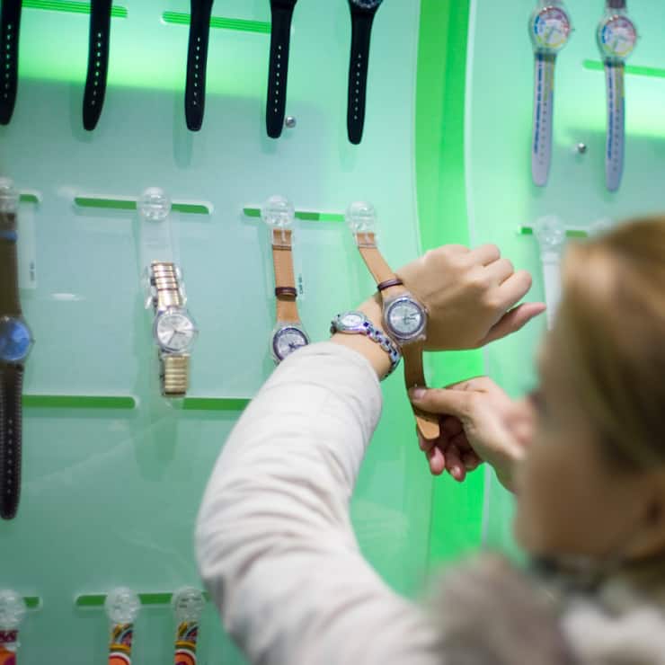 Plus de 60% des consommateurs interrogés par Deloitte ont déclaré acheter leurs montres en magasin, 38% d'entre eux préférant les magasins multimarques. (archive)