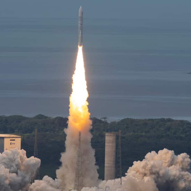 Ariane 6 effectuera en 2026 le premier lancement de satellites au titre de son contrat géant avec Amazon. (archive)