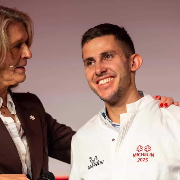 Gilles Varone de Savièse est l'un des trois chefs à avoir obtenu une deuxième étoile au Guide Michelin 2025.