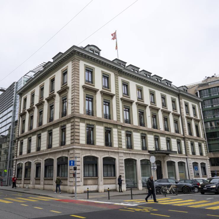 Le groupe genevois s'apprête à évacuer son emblématique siège de la Place des Alpes pour migrer vers Zoug en début d'année prochaine. (archive)