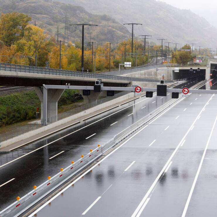 La tranchée couverte de Rarogne est l'un des ouvrages clés mis en service lundi 27 octobre dans le cadre de de l'inauguration du tronçon de l'A9 entre Gampel-Steg et Viège Ouest.